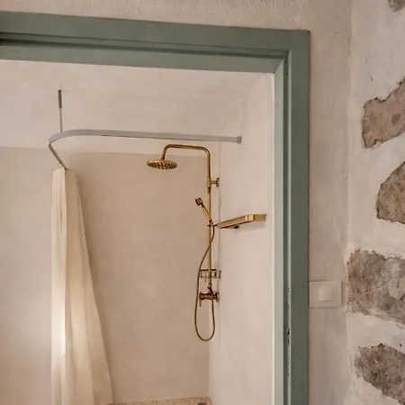 Apartman Charming Garden In A 1920s Stone House Kobarid