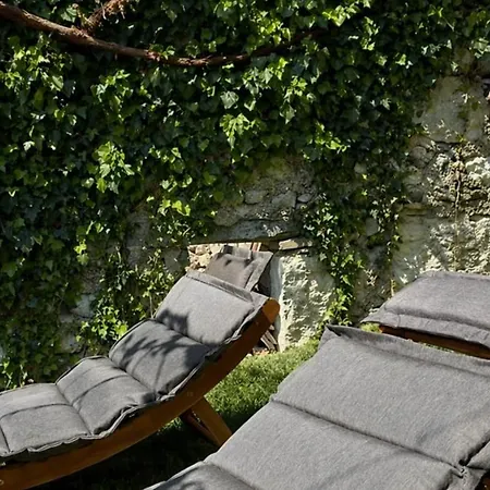 Apartman Charming Garden In A 1920s Stone House Kobarid